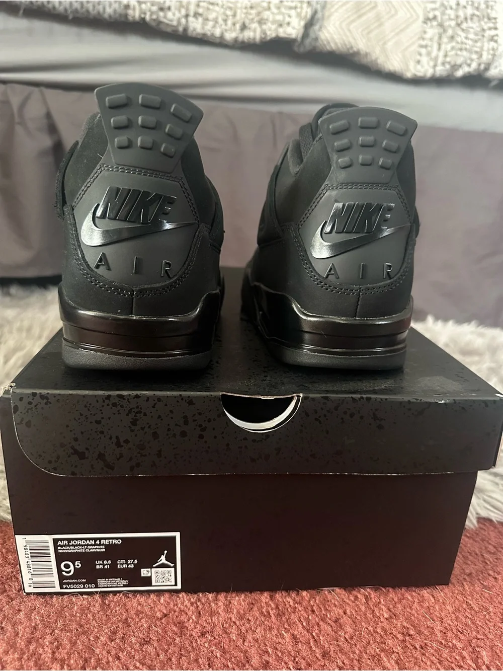 Jordan Retro 4 Men's Sneakers - Black cat